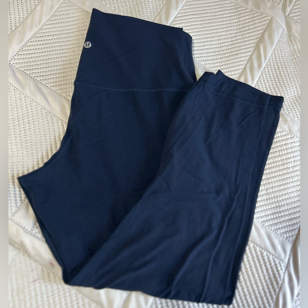 Lululemon Align High-Rise Crop Leggings - Size 12 - True Navy